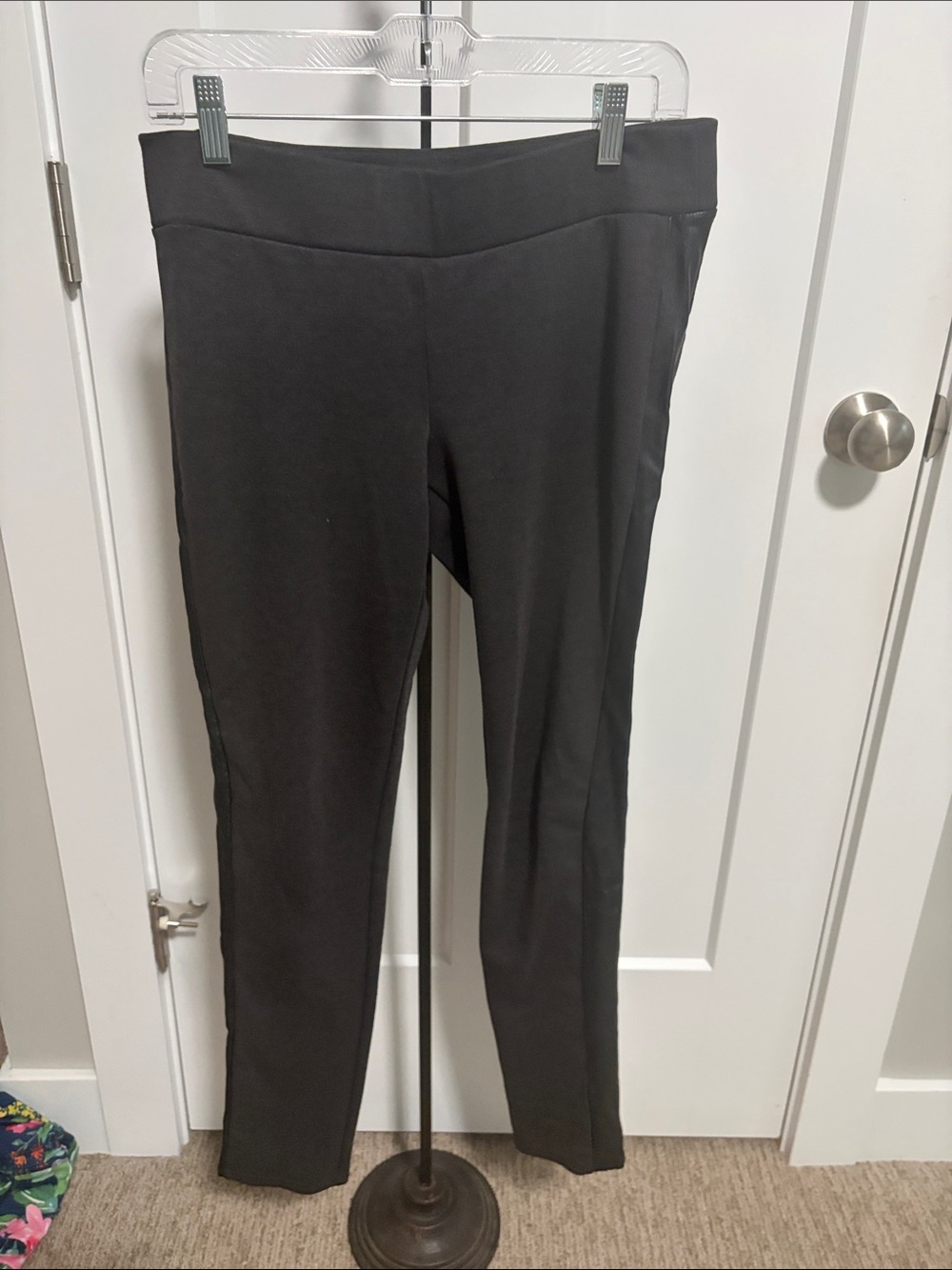 White House Black Market Black High-Rise Ponte Leggings